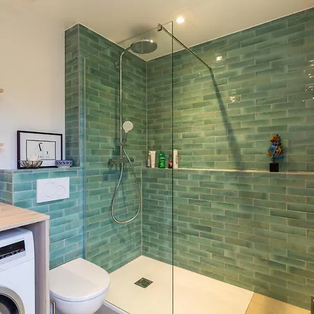 بيت للعطل Maison Mitoyenne Proche *